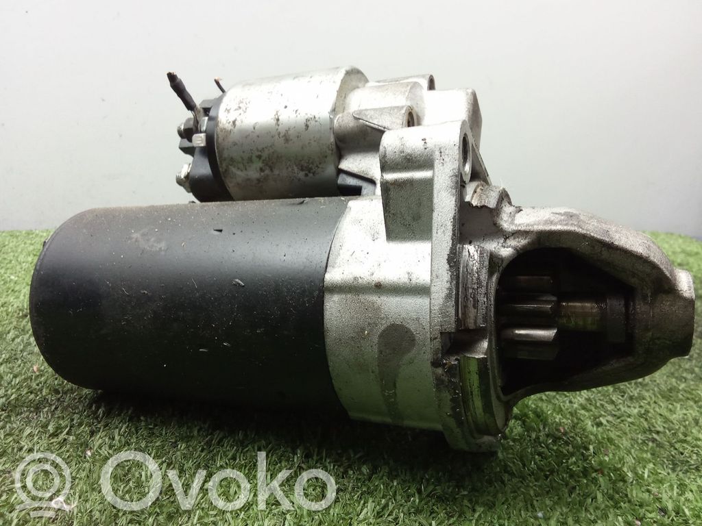 BMW X3 E83 Starter motor 