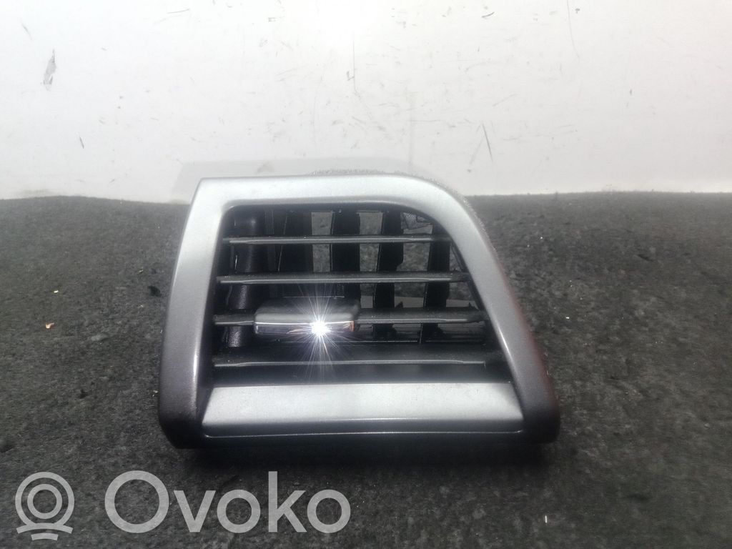Ford Mondeo MK V Rejilla de ventilación central del panel 