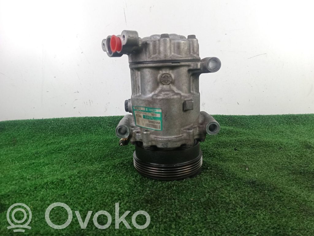 Renault Clio II Air conditioning (A/C) compressor (pump) 