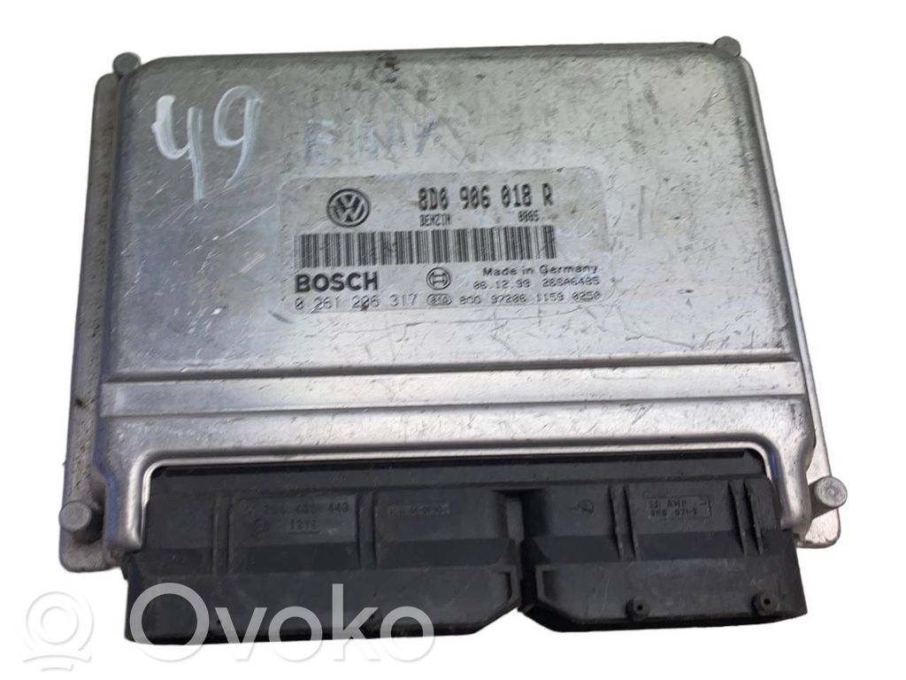 Volkswagen PASSAT B5 Engine control unit/module 