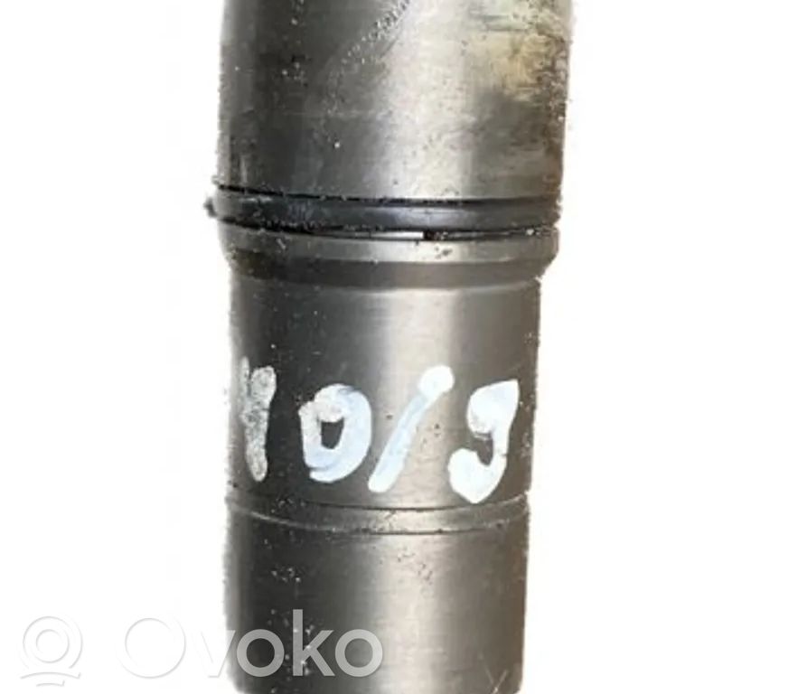BMW 5 E60 E61 Fuel injector 