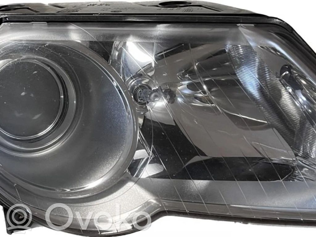 Volkswagen PASSAT B6 Lampa przednia 