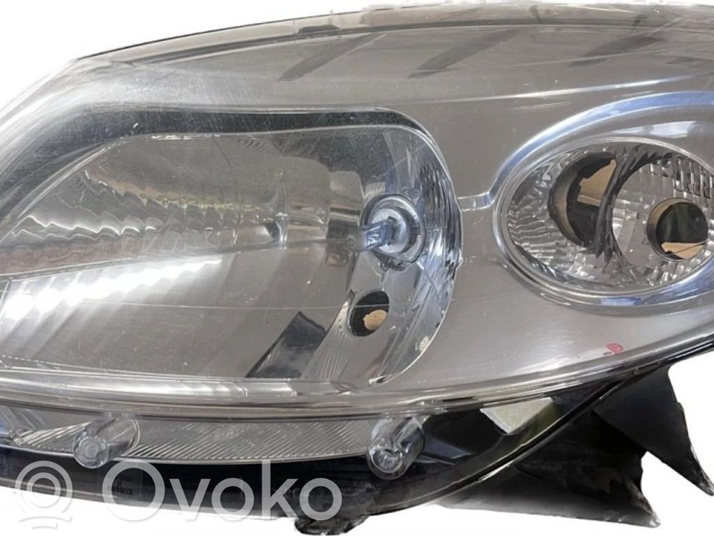 Headlight/headlamp   8200733878