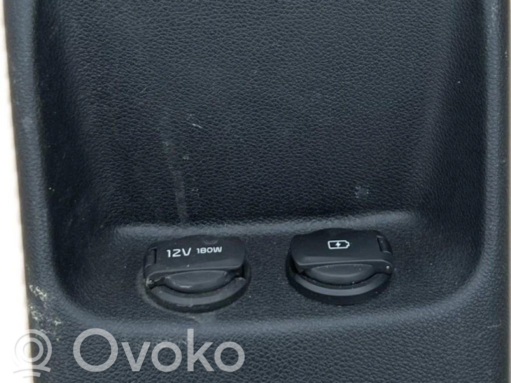 KIA Optima Oro grotelės gale 