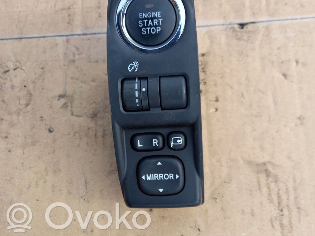 Engine start stop button switch   83031AG001,83031AG001,83031AG000,83002FG060JC,83031AG002,83061SA000