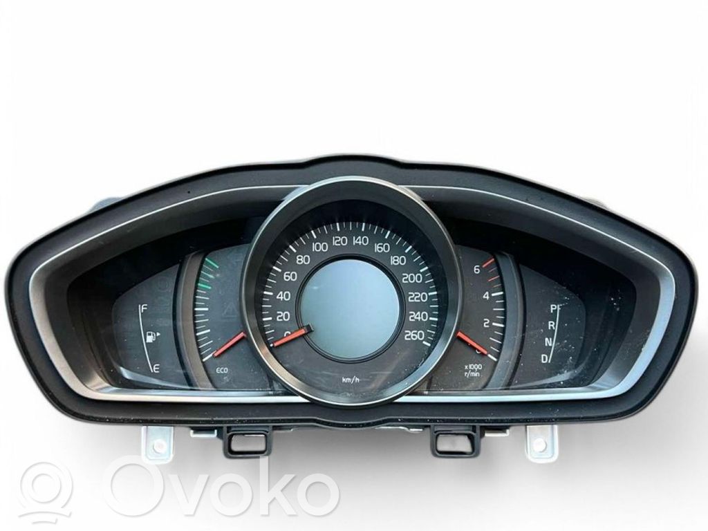 Volvo V40 Cross country Spidometrs (instrumentu panelī) 