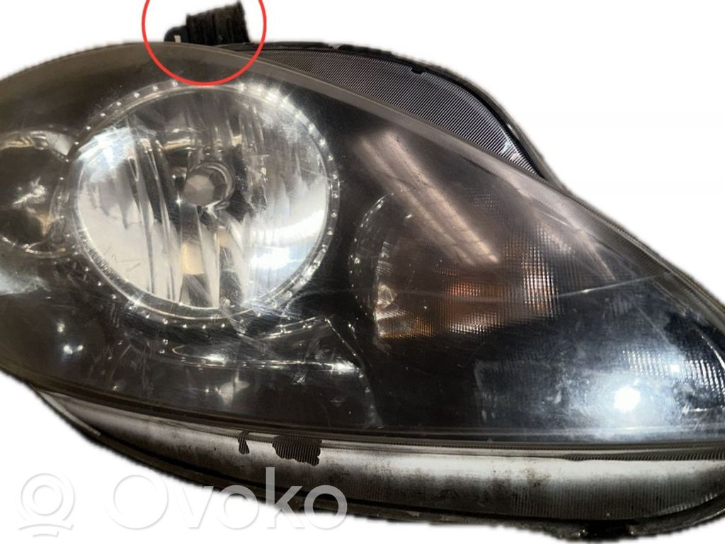 Seat Altea Lampa przednia 