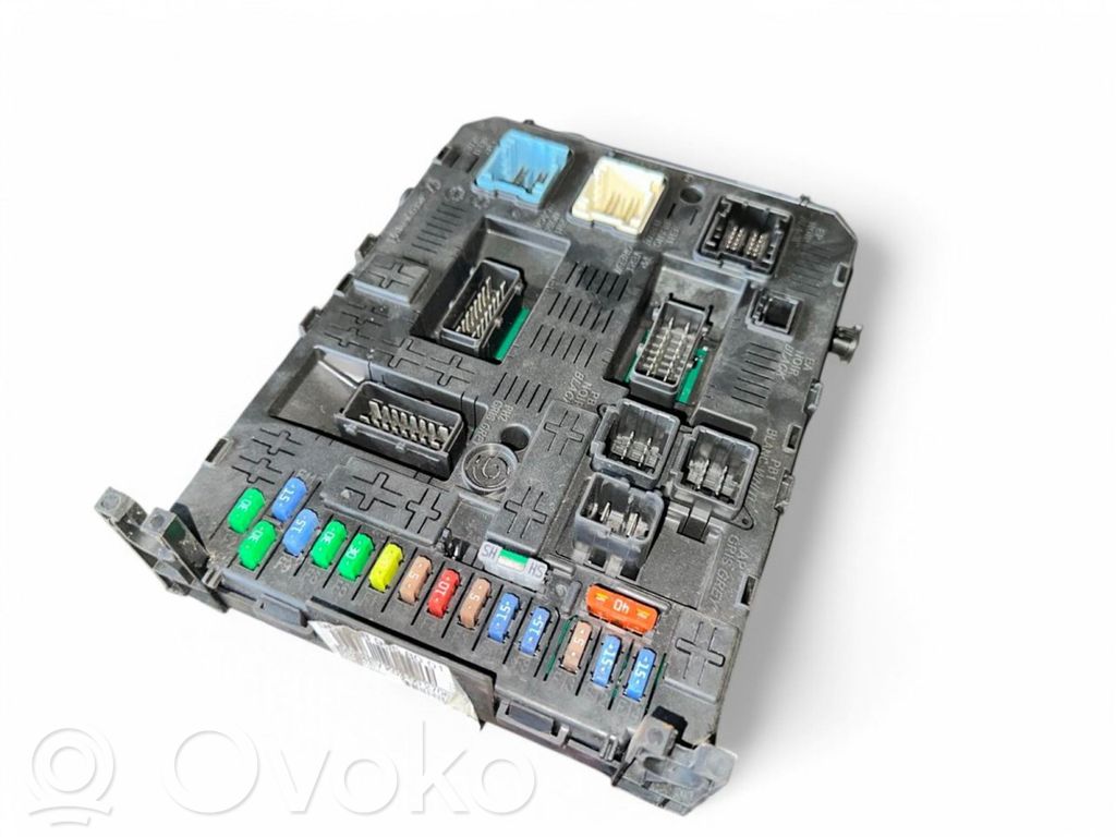 Citroen Berlingo Central body control module 