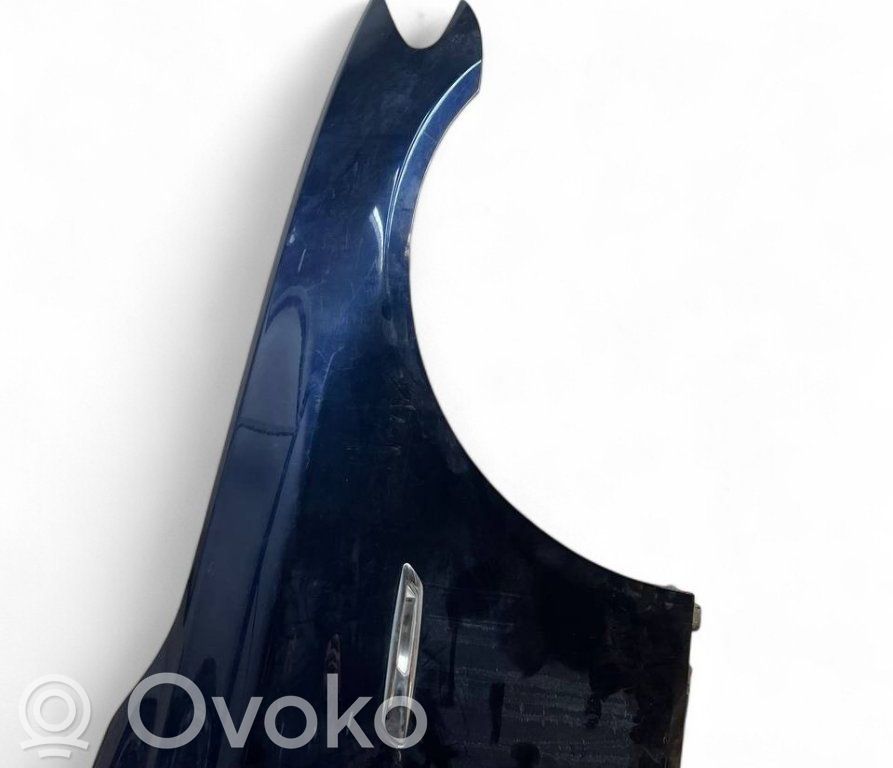 BMW 5 F10 F11 Błotnik przedni 
