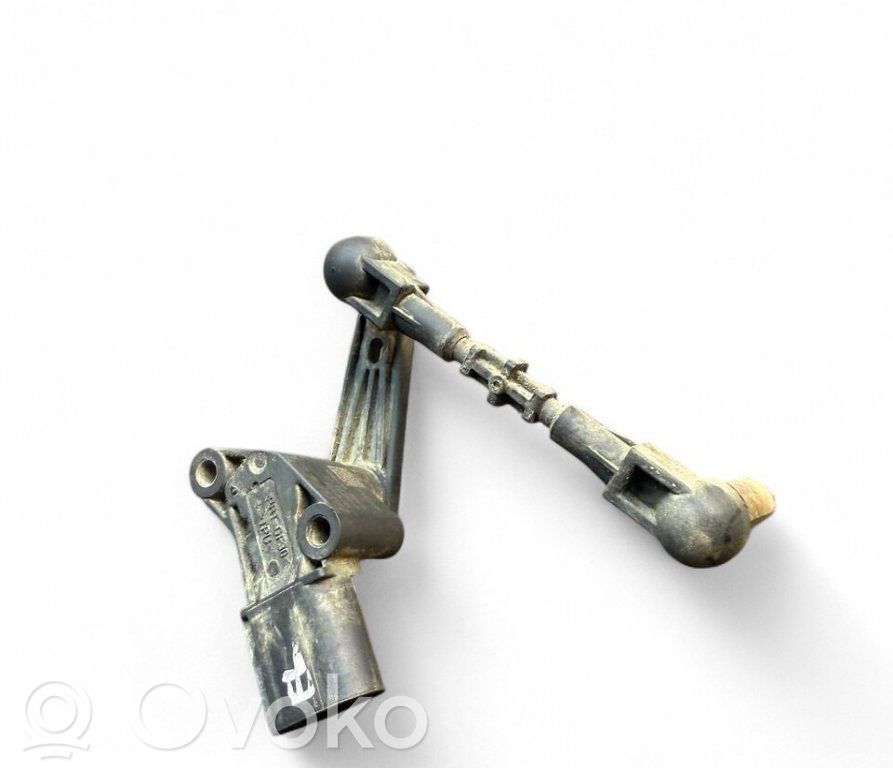 Audi Q7 4M Air suspension front height level sensor 