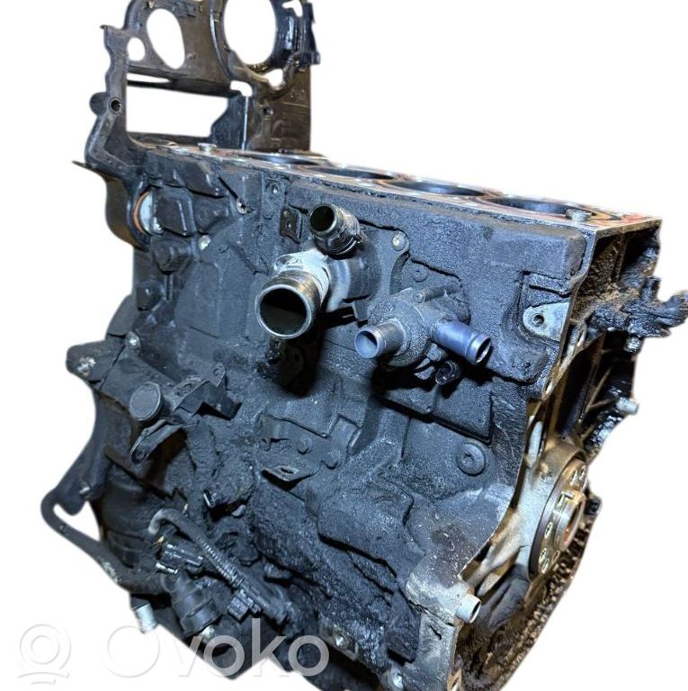 Volvo V70 Engine block 