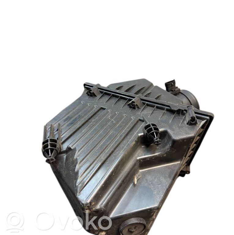 Land Rover Evoque I Air filter box 