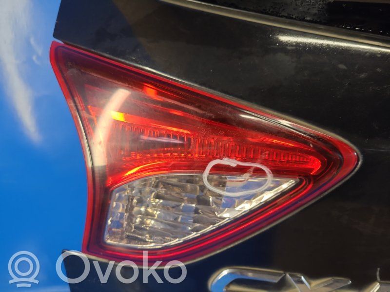 Mazda CX-5 Takatavaratilan sisävalo 
