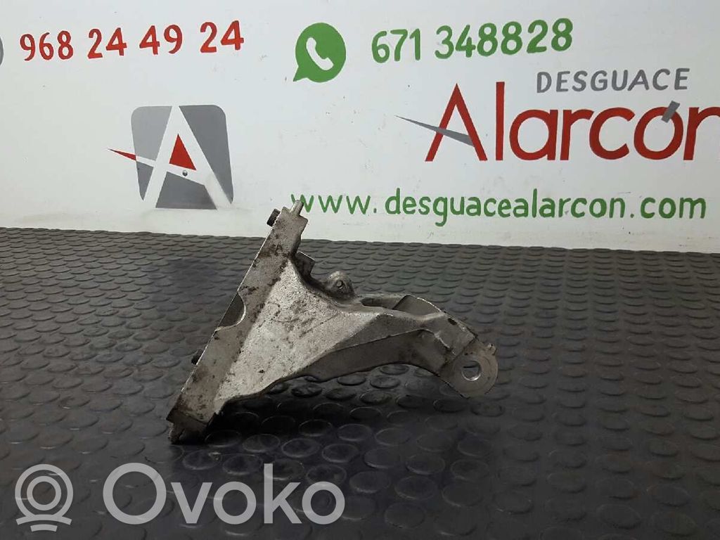 Citroen C5 Soporte de la caja de cambios 