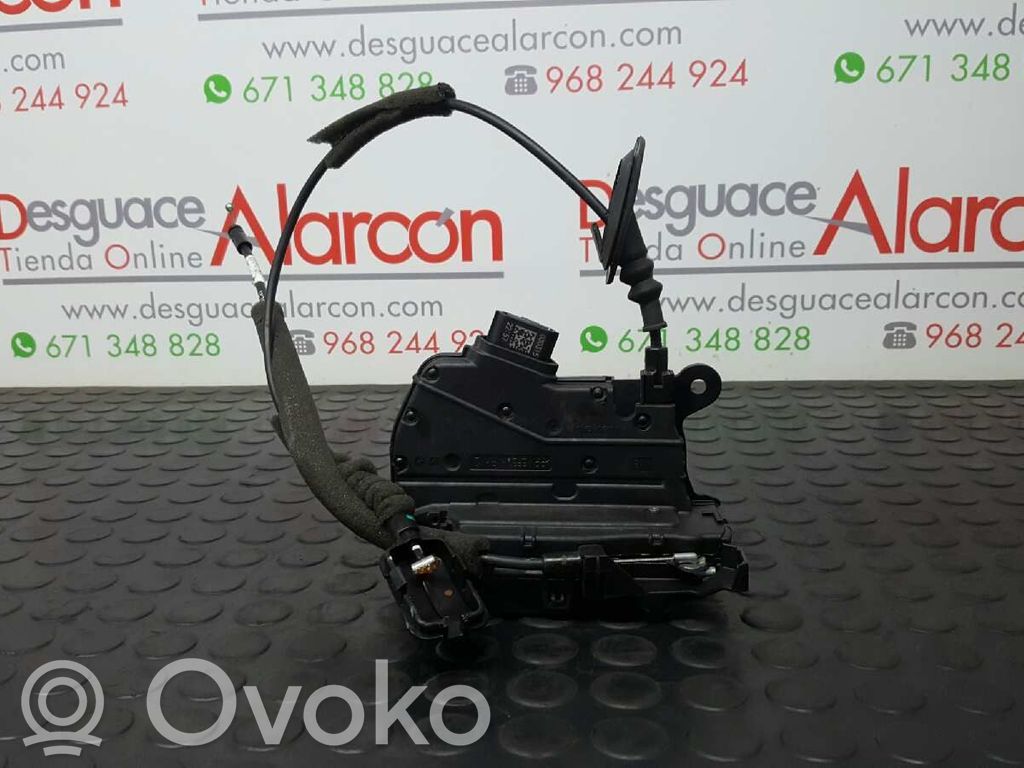 Otros dispositivos   825002104R