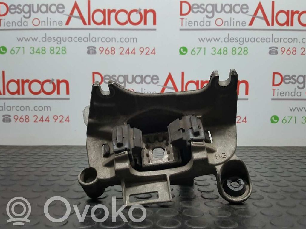 Engine mount bracket   112200013R,112205136R