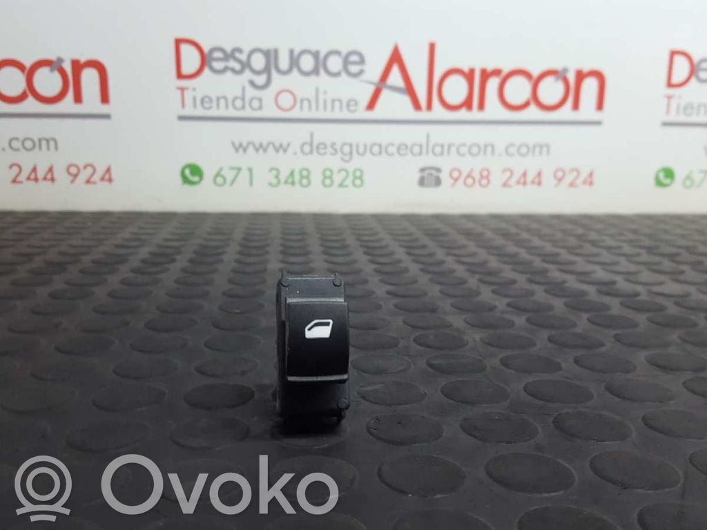 Citroen C-Elysée Electric window control switch 