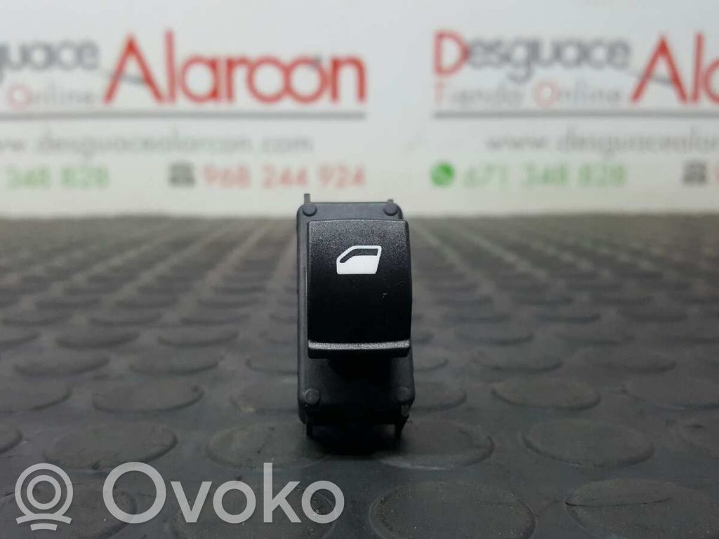 Citroen C-Elysée Electric window control switch 
