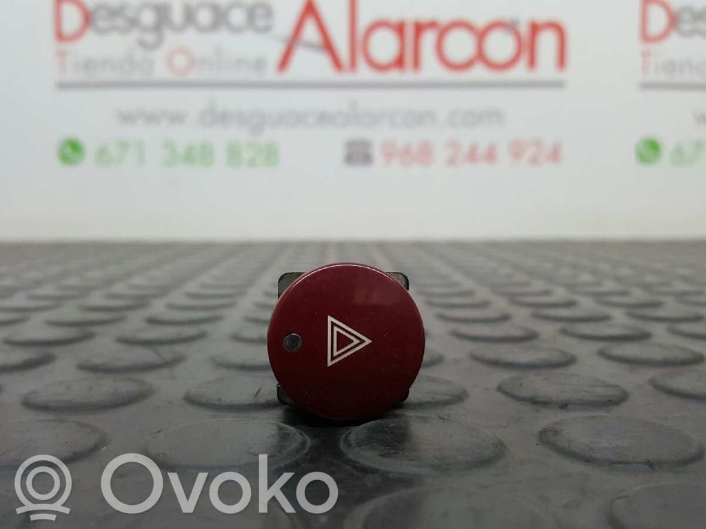 Comutator lumini pericol   6554V6,9644845777