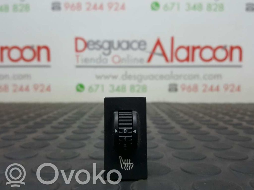 Interrupteur / bouton multifonctionnel   96619006XT