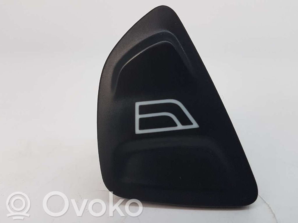 Electric window control switch   1571470