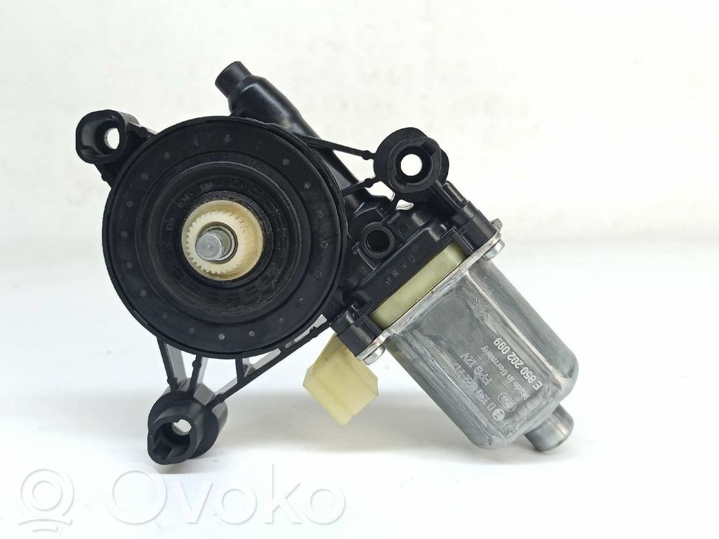 Seat Leon (5F) Motorino alzacristalli della portiera anteriore