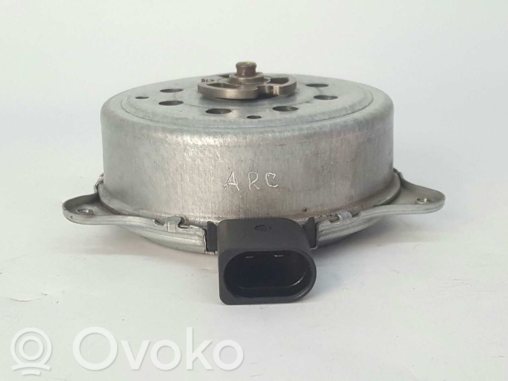 Audi Q3 F3 Ventilatore di raffreddamento elettrico del radiatore 