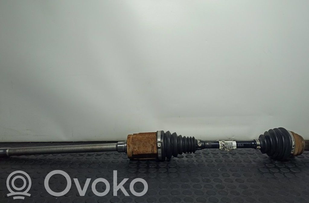 BMW X5 E70 Priekšējā pusass 