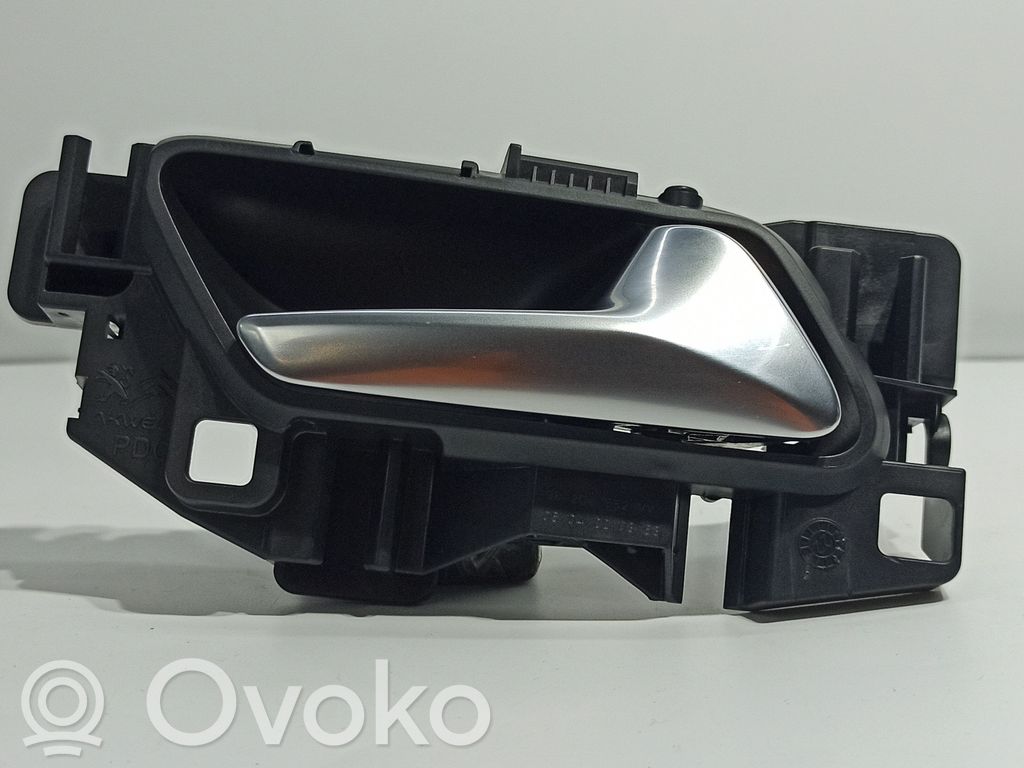 Opel Corsa F Maniglia interna per portiera anteriore 