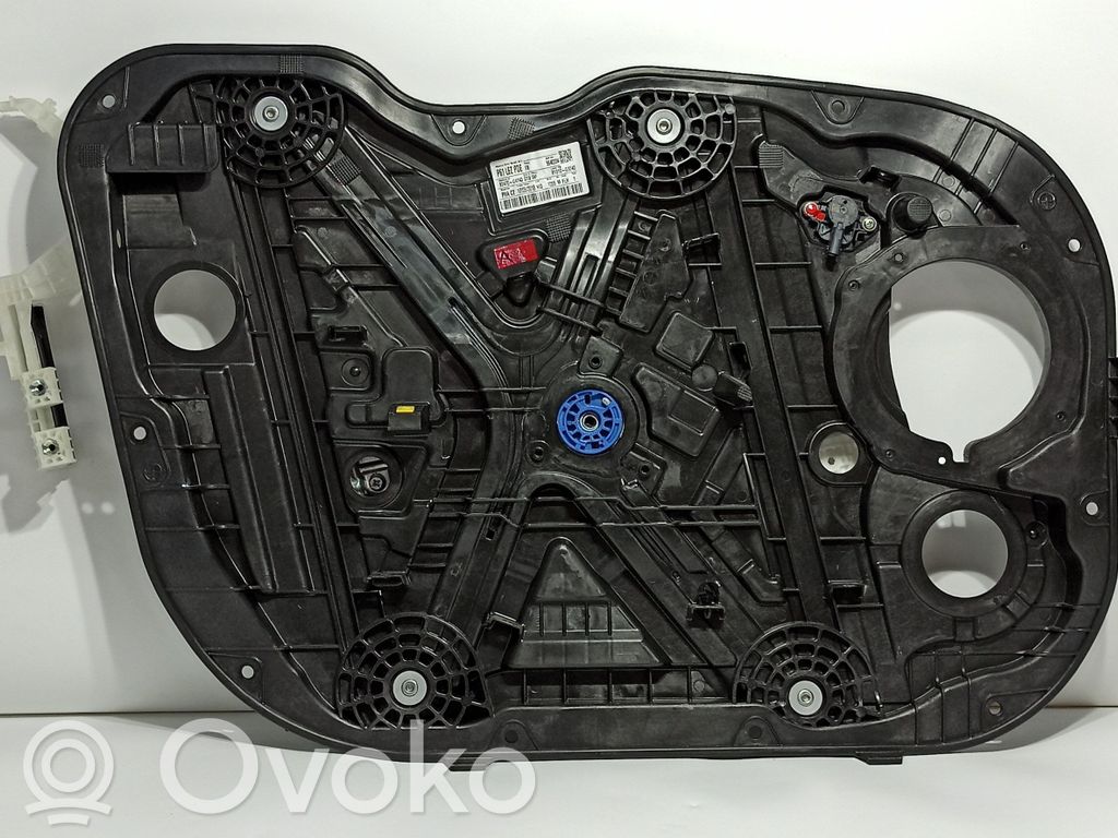 Hyundai i30 Alzacristalli manuale della portiera anteriore