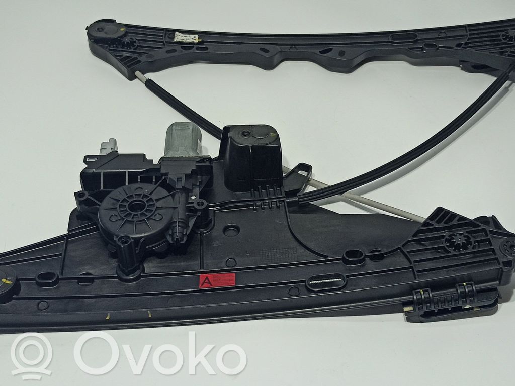 Peugeot 2008 II Manualny podnośnik szyby drzwi przednich 