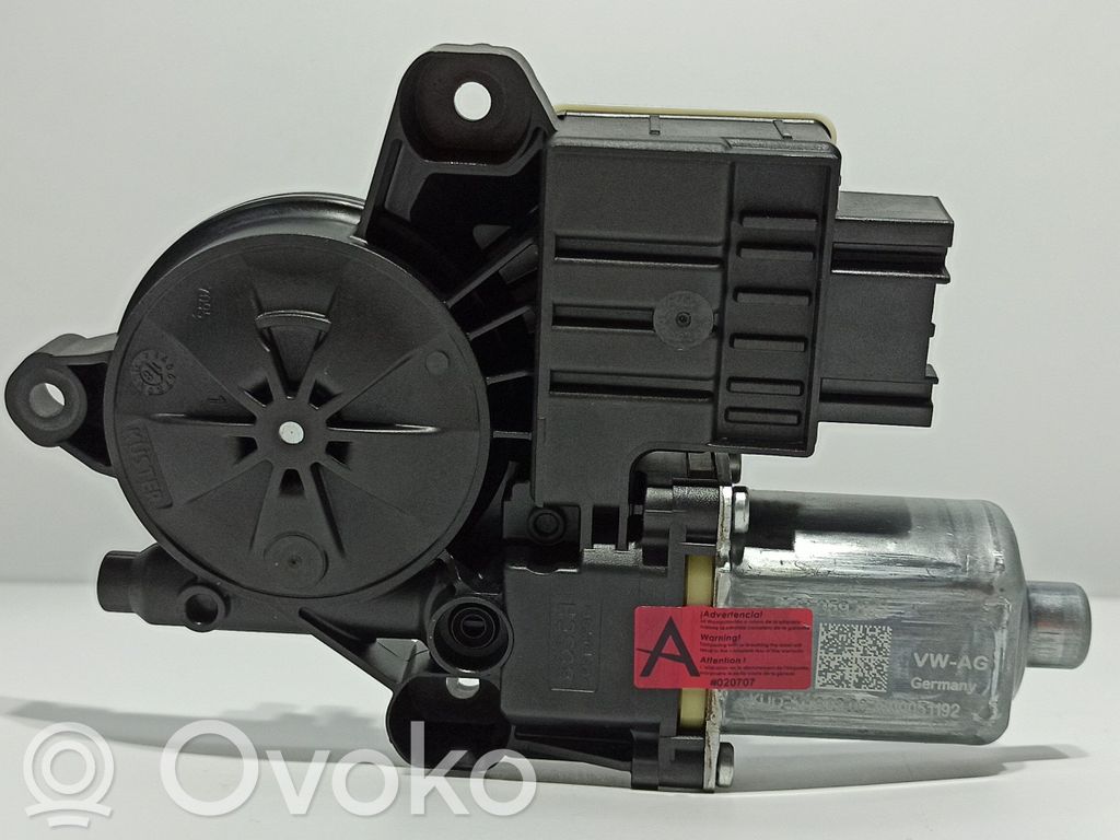 Skoda Fabia Mk3 (NJ) Motor macara geam ușă față 