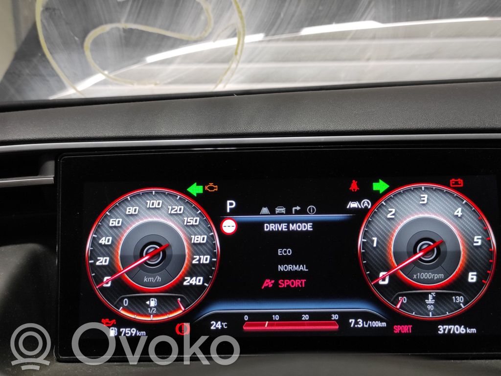 Hyundai Tucson TL Tachimetro (quadro strumenti)