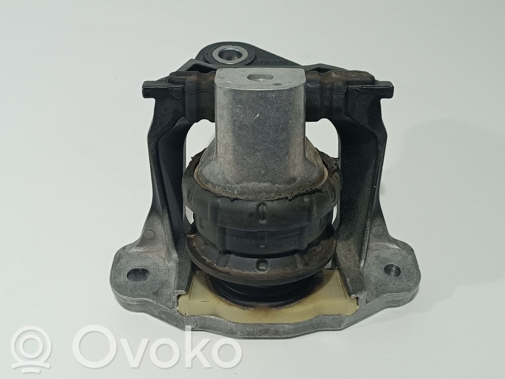 Volvo V90 Cross Country Engine mount bracket 