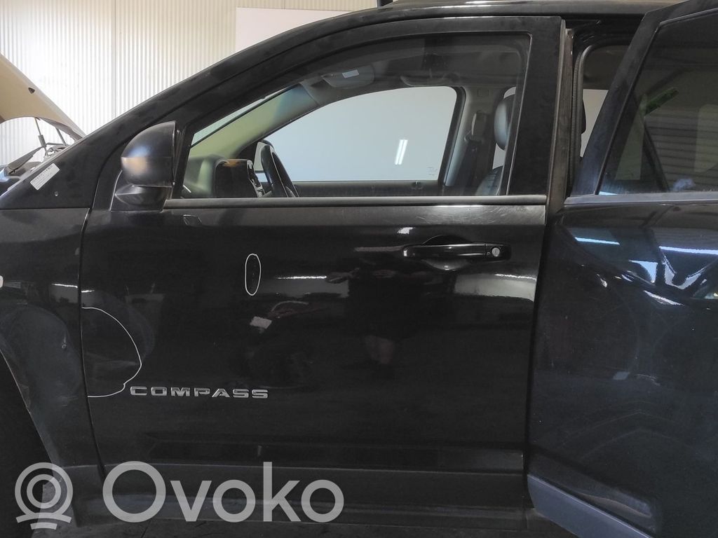 Jeep Compass Дверь 