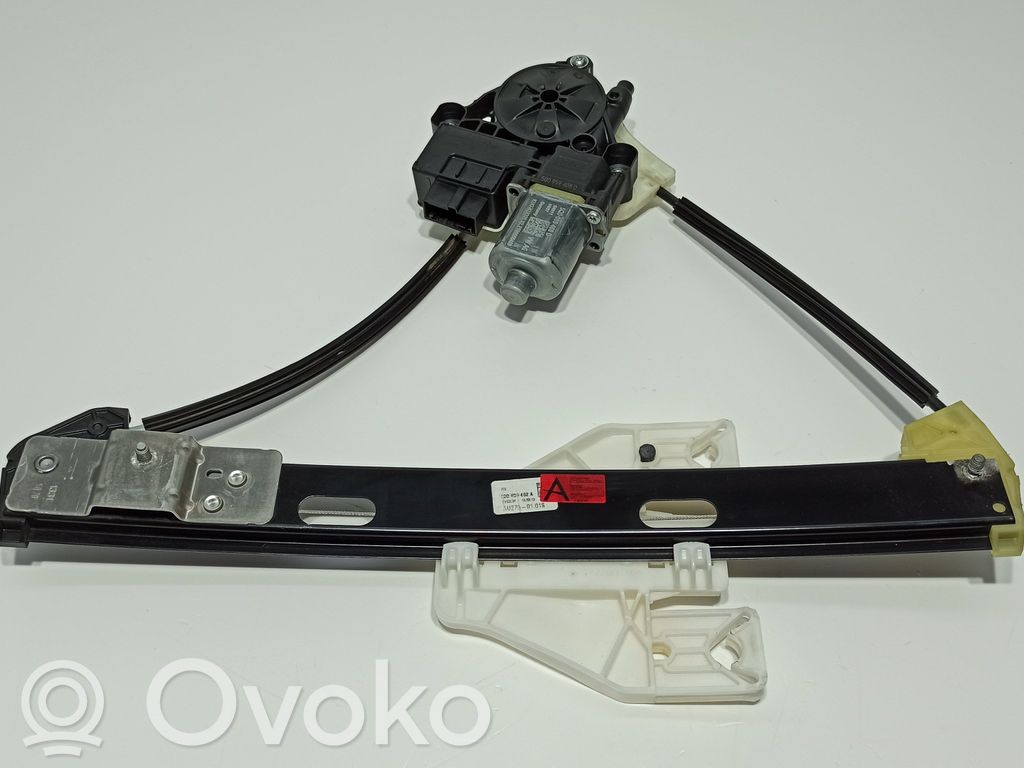 Macara geam ușă spate cu motor   82G839462A,5Q0959408D,0130822694