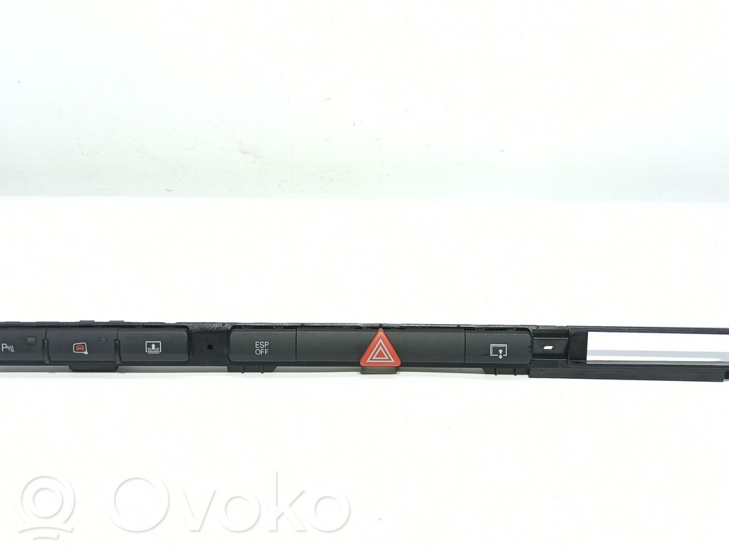 Audi A8 S8 D3 4E Hazard light switch 