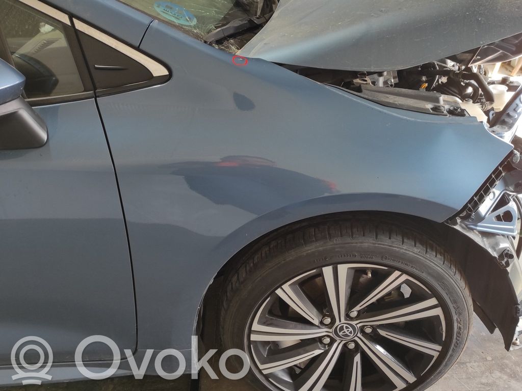 Toyota Corolla E160 E170 Laikiklis sparno 