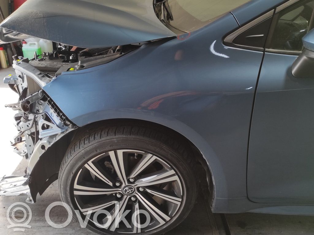 Toyota Corolla E160 E170 Spārna stiprinājums 