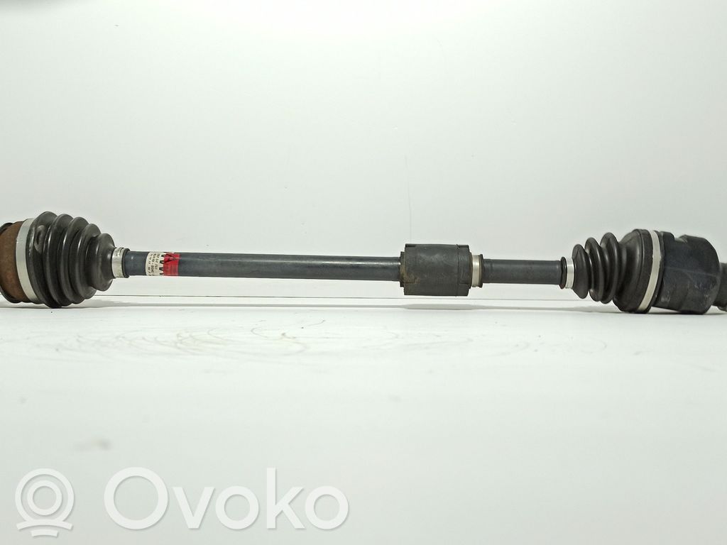 Toyota Yaris Półoś przednia 