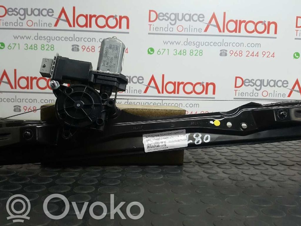 Opel Combo D Front door electric window regulator 