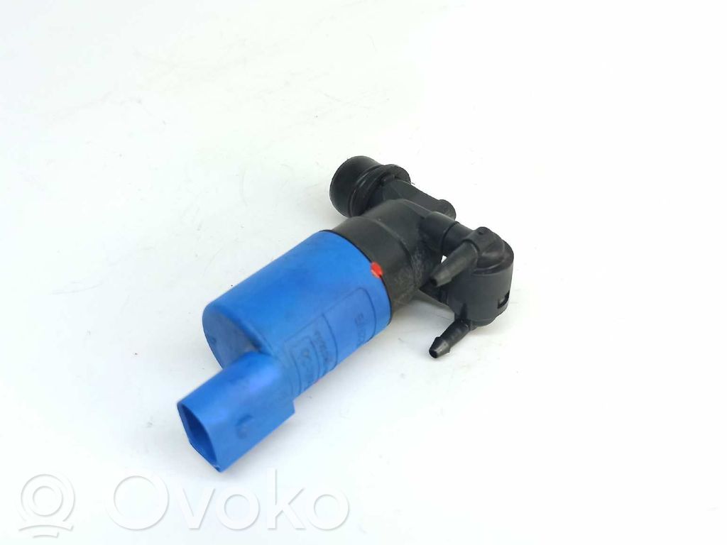 Ford C-MAX I Windscreen/windshield washer pump 