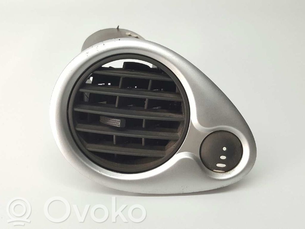 Renault Clio II Intercooler air guide/duct channel 