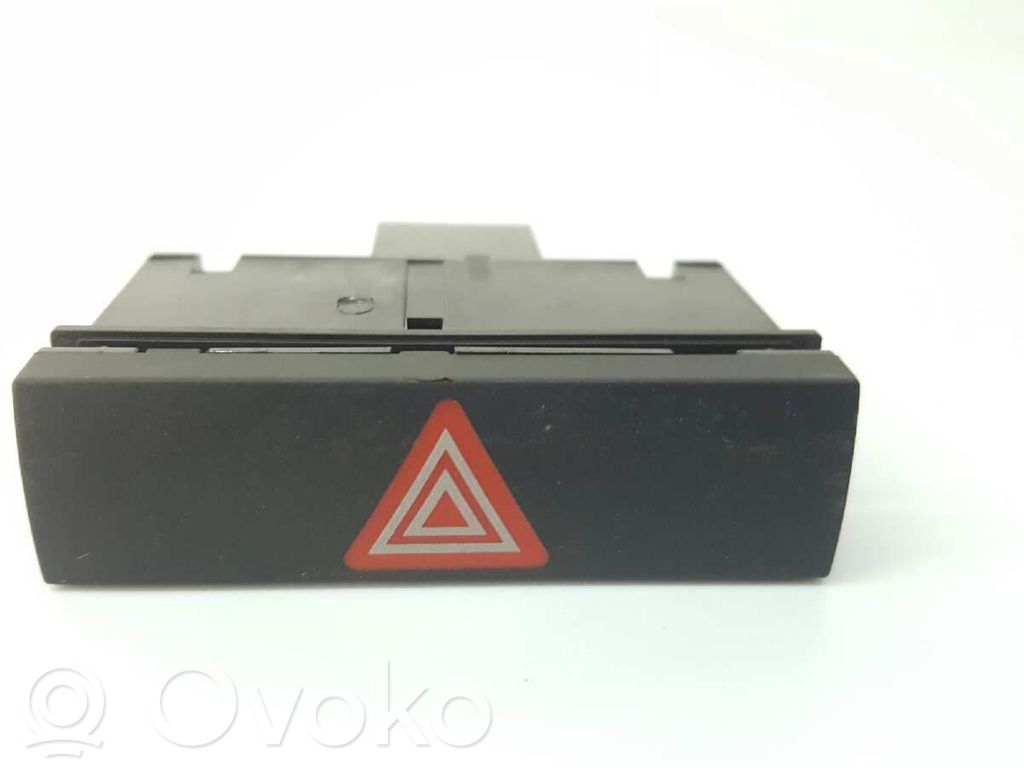 Botón interruptor de luz de peligro   4F0941509,9751216