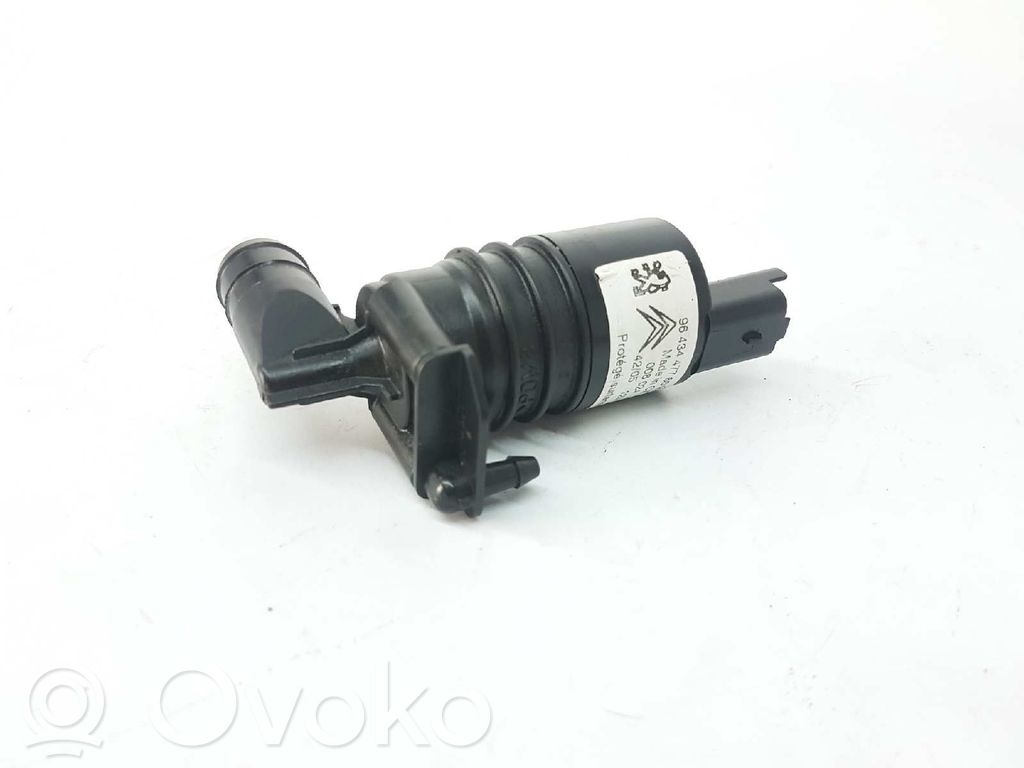Windscreen/windshield washer pump   643497,9643447780