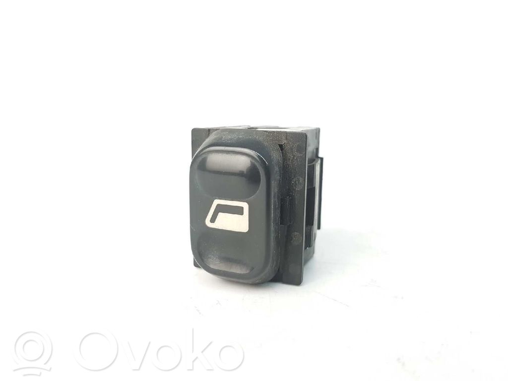 Electric window control switch   6552KT