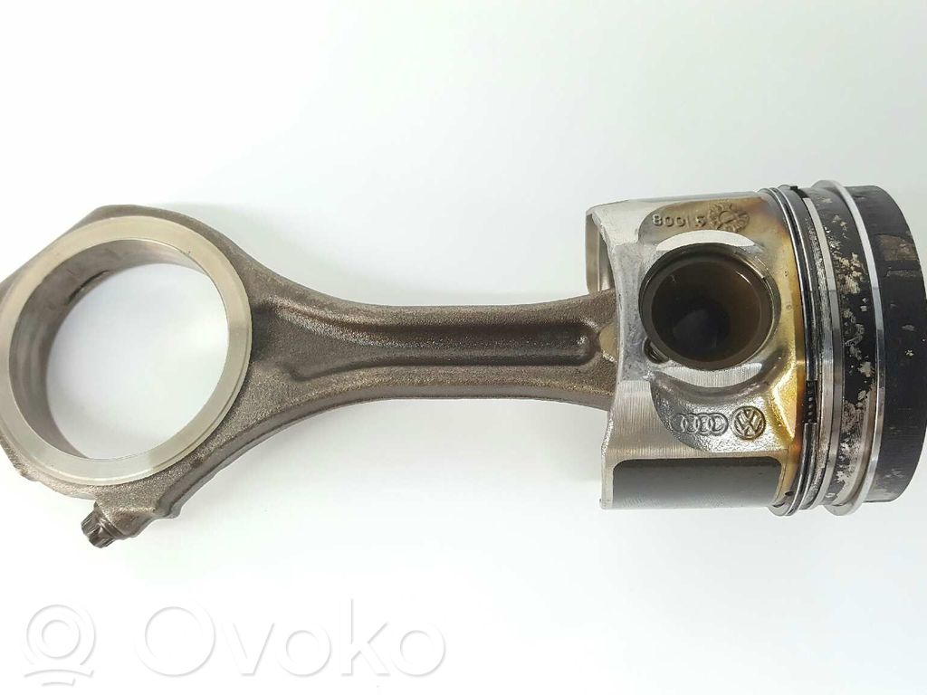 Piston   057198401C,057198401F,057107065CA