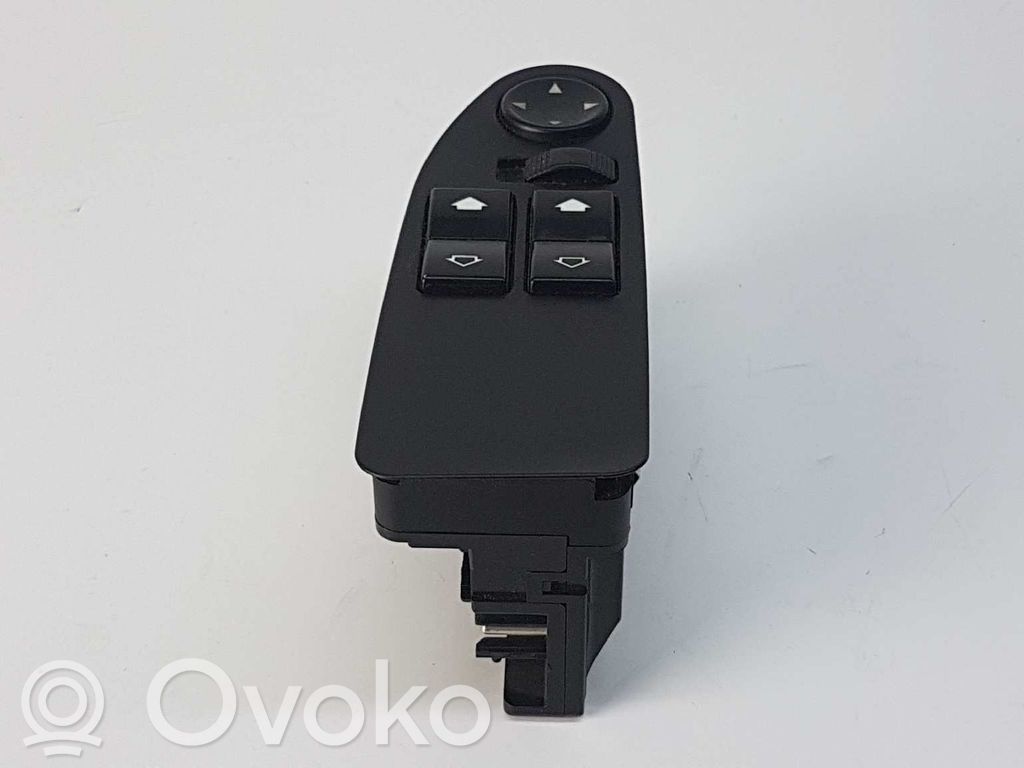 BMW 5 E39 Electric window control switch 