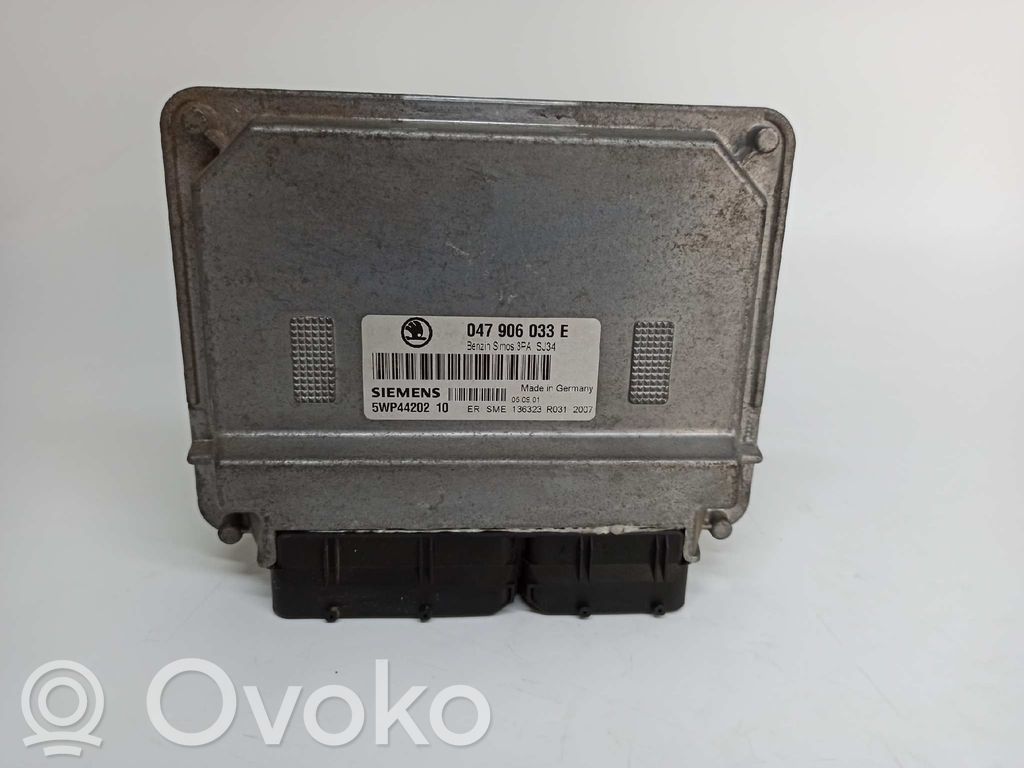 Skoda Fabia Mk1 (6Y) Variklio valdymo blokas 