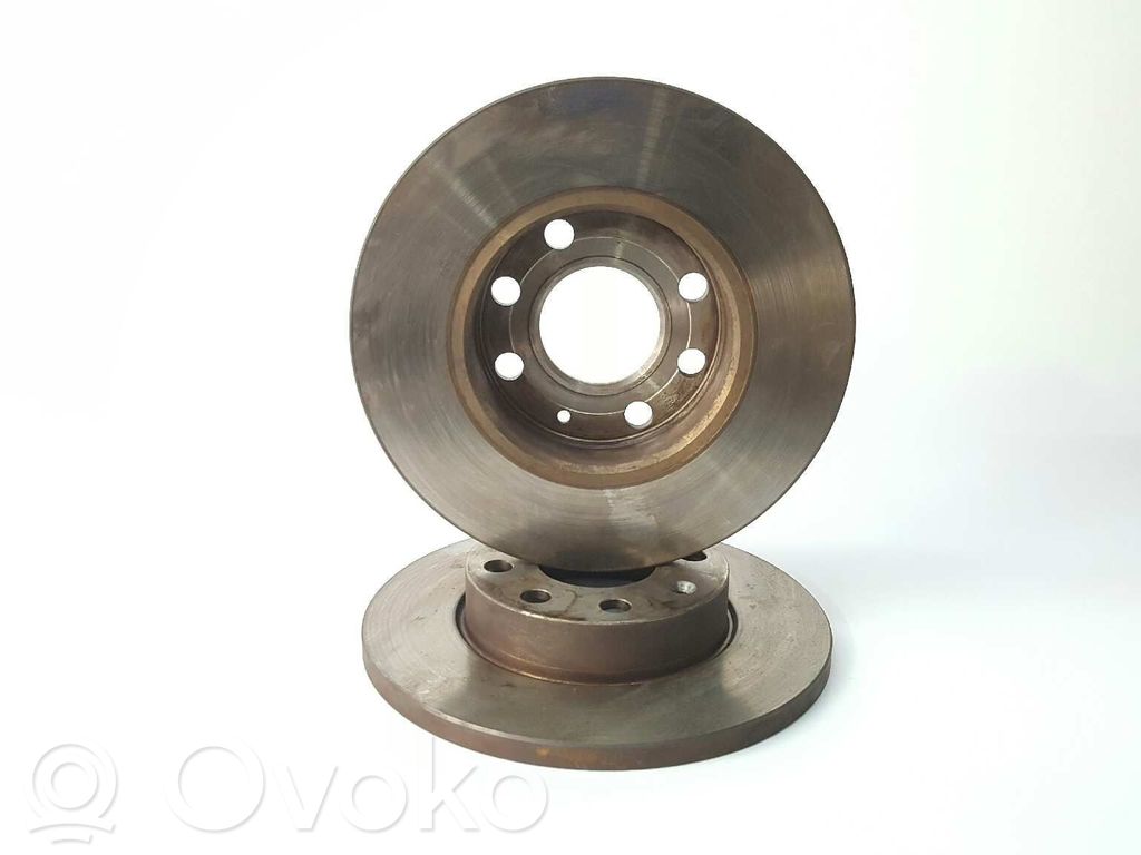 Opel Corsa B Tarcza hamulca przedniego 